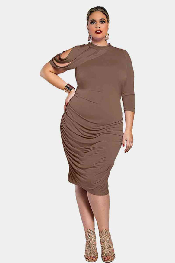 Plus Slit Sleeve Detail Dress